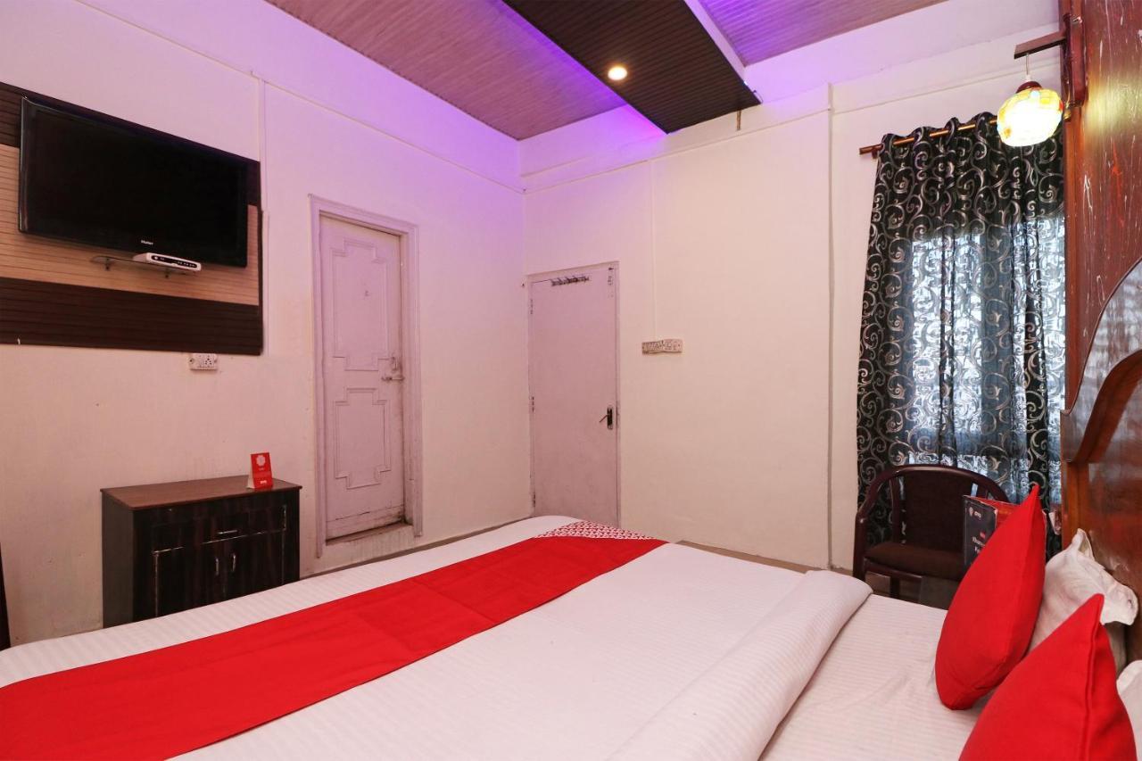 Oyo 70930 The Moon Hotel Asansol Bagian luar foto